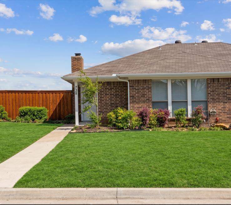 728 Cory Street, Grapevine, TX 76051