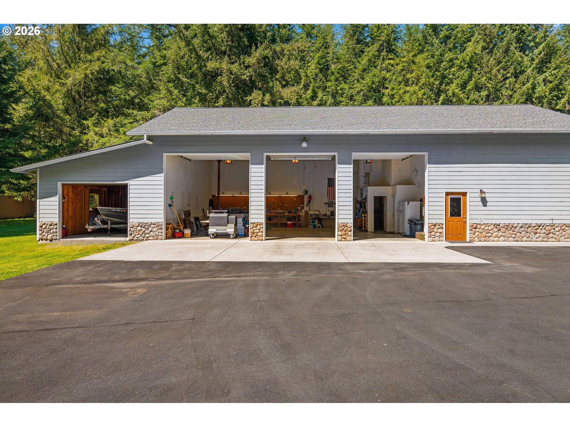 112 CHAPMAN RD, Castle Rock, WA 98611