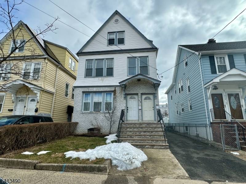 318 Ampere Pkwy, Bloomfield Twp., NJ 07003