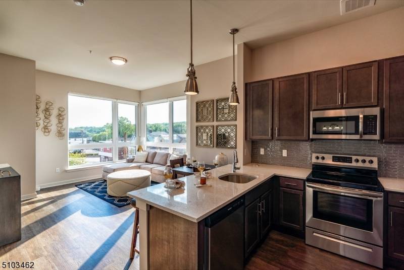 320 Valley St #308, South Orange Village Twp., NJ 07079