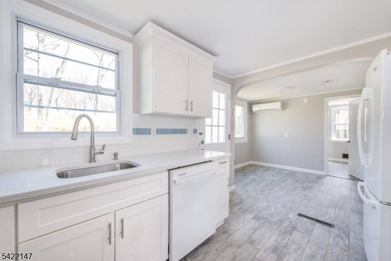 19 Homestead Rd, Jefferson Twp., NJ 07849