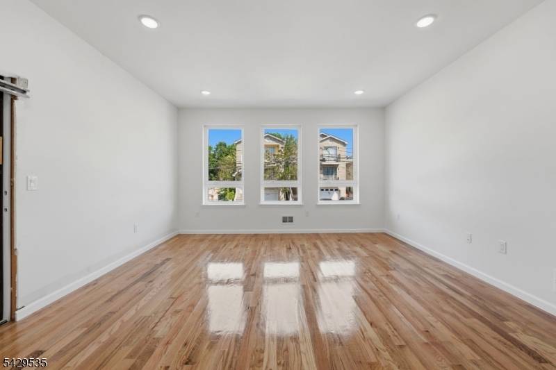 68 Sherman Ave, Newark City, NJ 07114