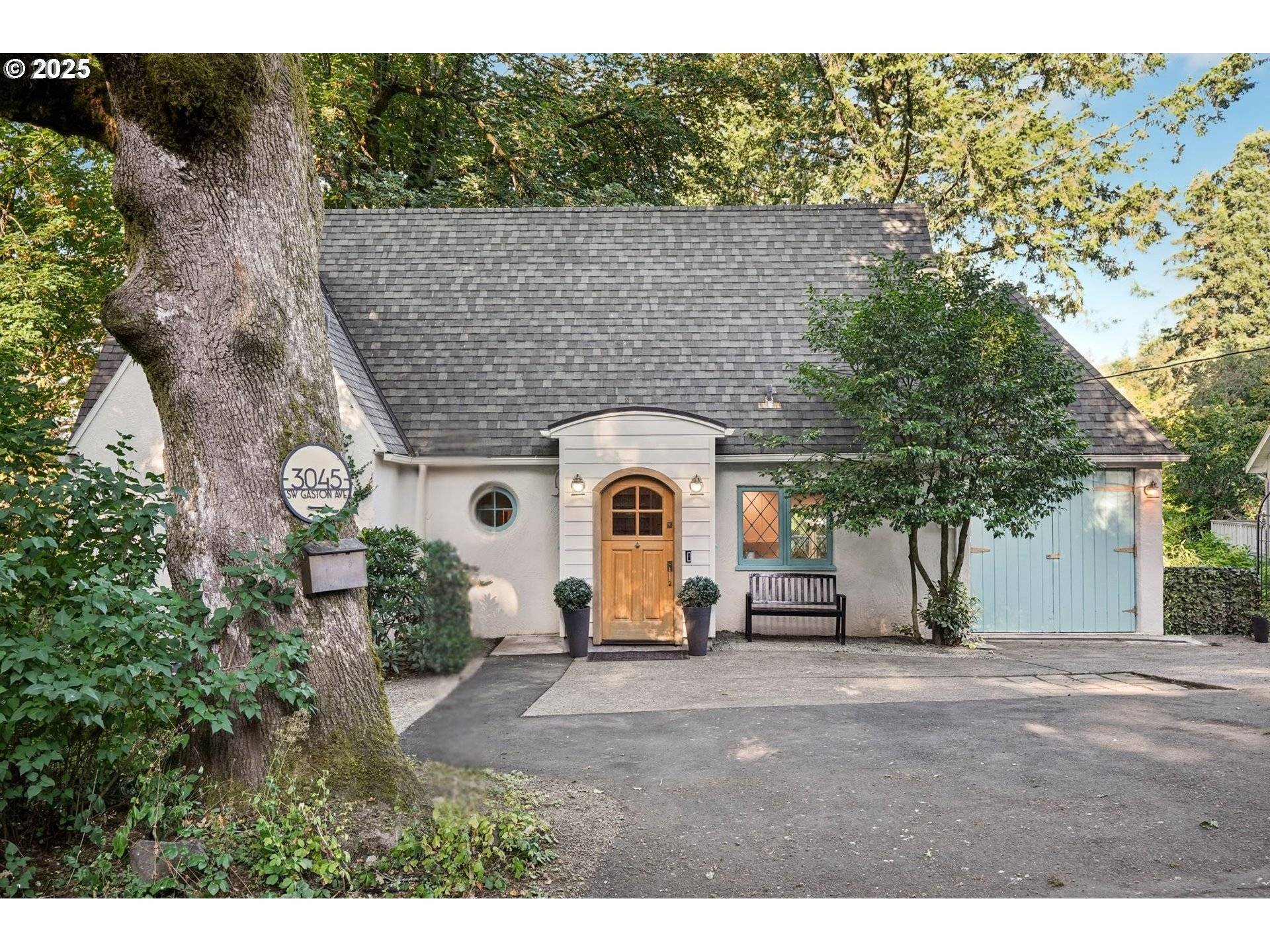 3045 SW GASTON AVE, Portland, OR 97239