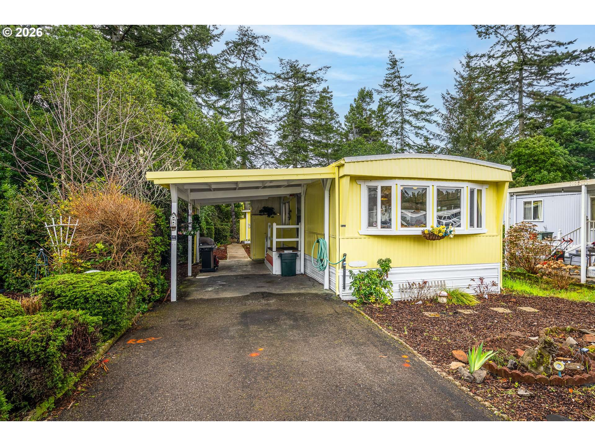 3760 HIGHWAY 101 #16, Florence, OR 97439