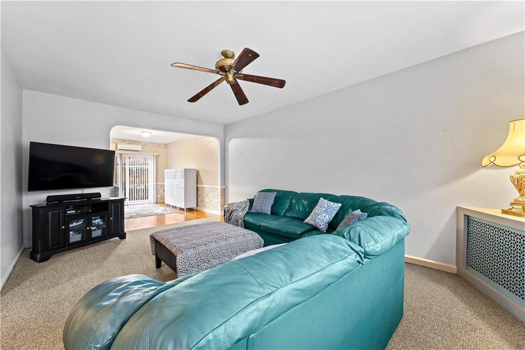 2739 Brown ST, Brooklyn, NY 11235
