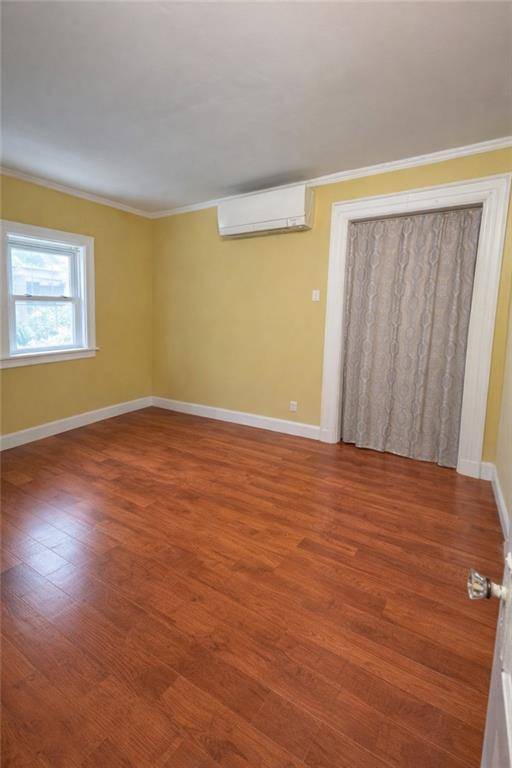 4131 Hampton ST, Elmhurst, NY 11373
