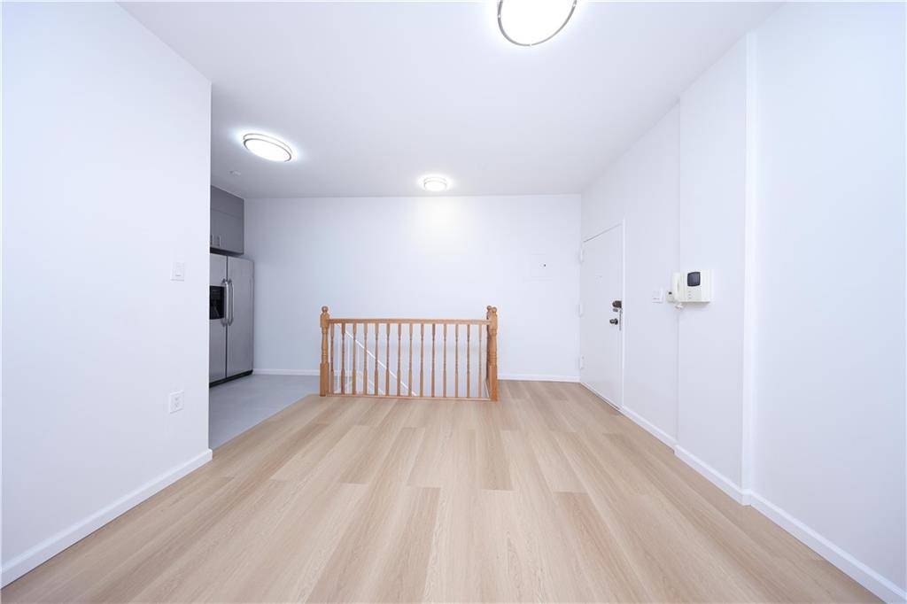 422 49th ST #1F, Brooklyn, NY 11220