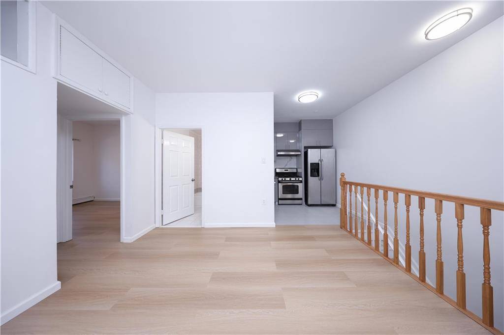 422 49th ST #1F, Brooklyn, NY 11220