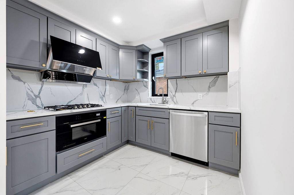 207 Bay 35th ST #3A, Brooklyn, NY 11214