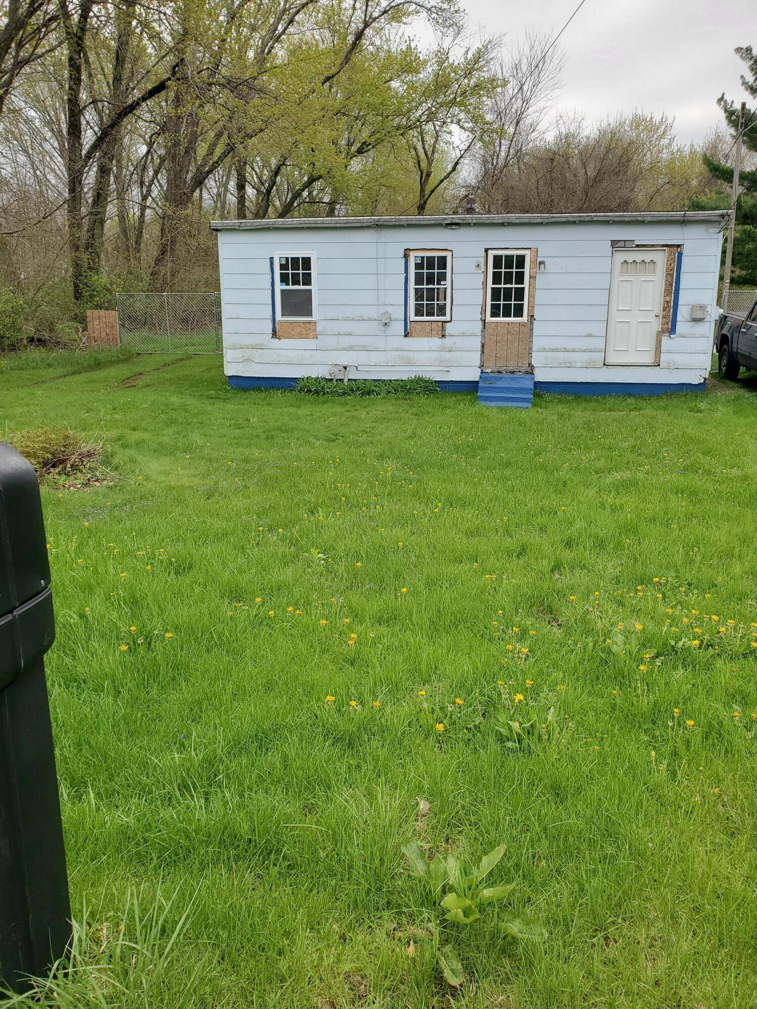 1560 Highland AVE, Benton Twp, MI 49022