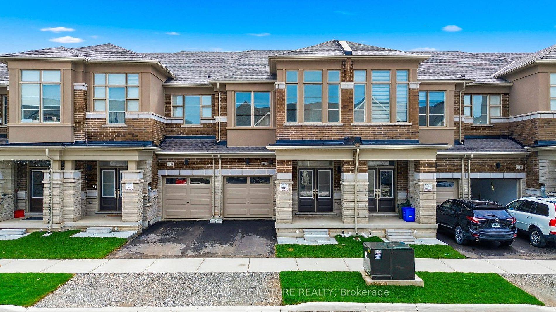 1201 Dartmouth CRES, Oakville, ON L6H 8C3