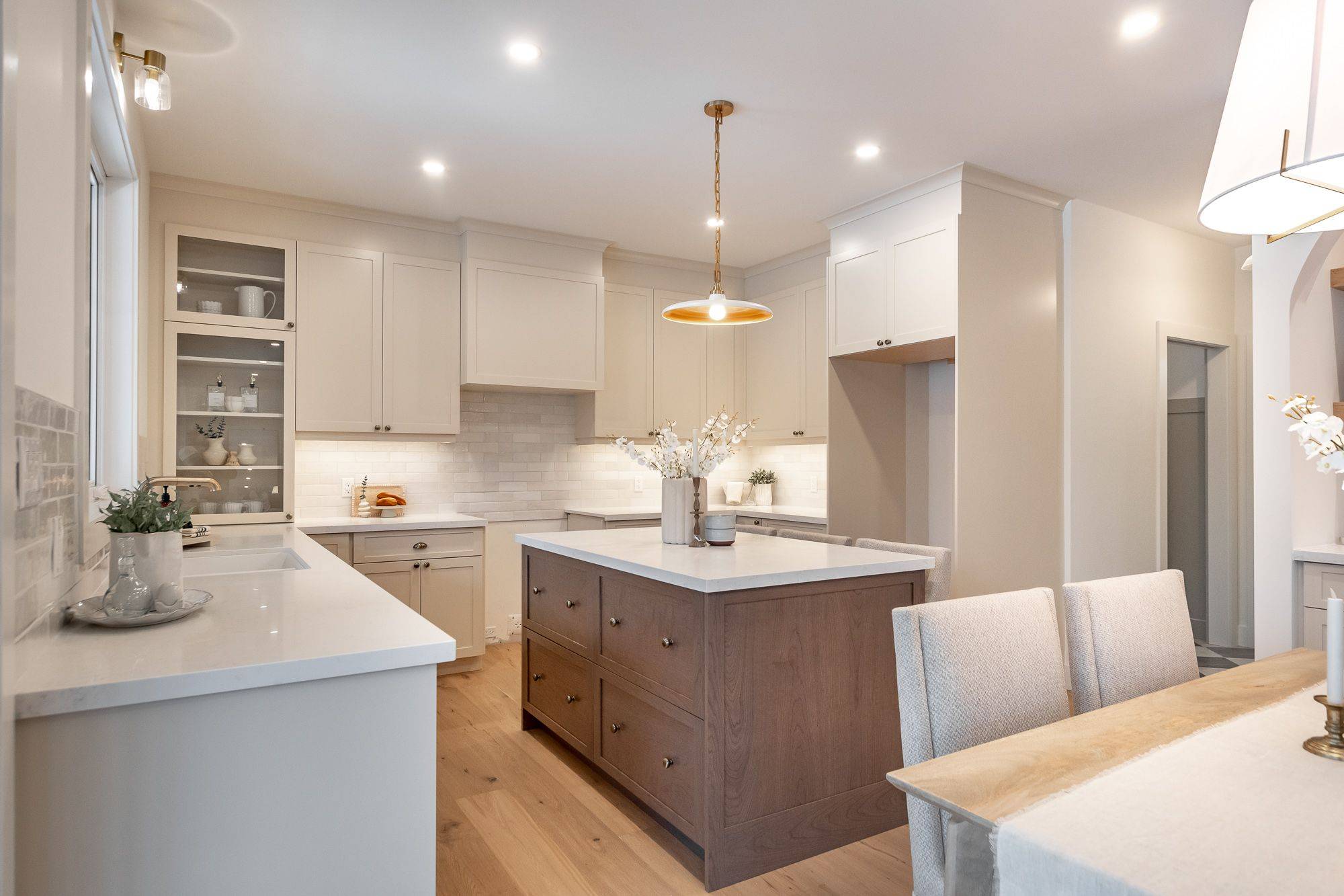 43 Bethune RD N, Huntsville, ON P1H 2J2