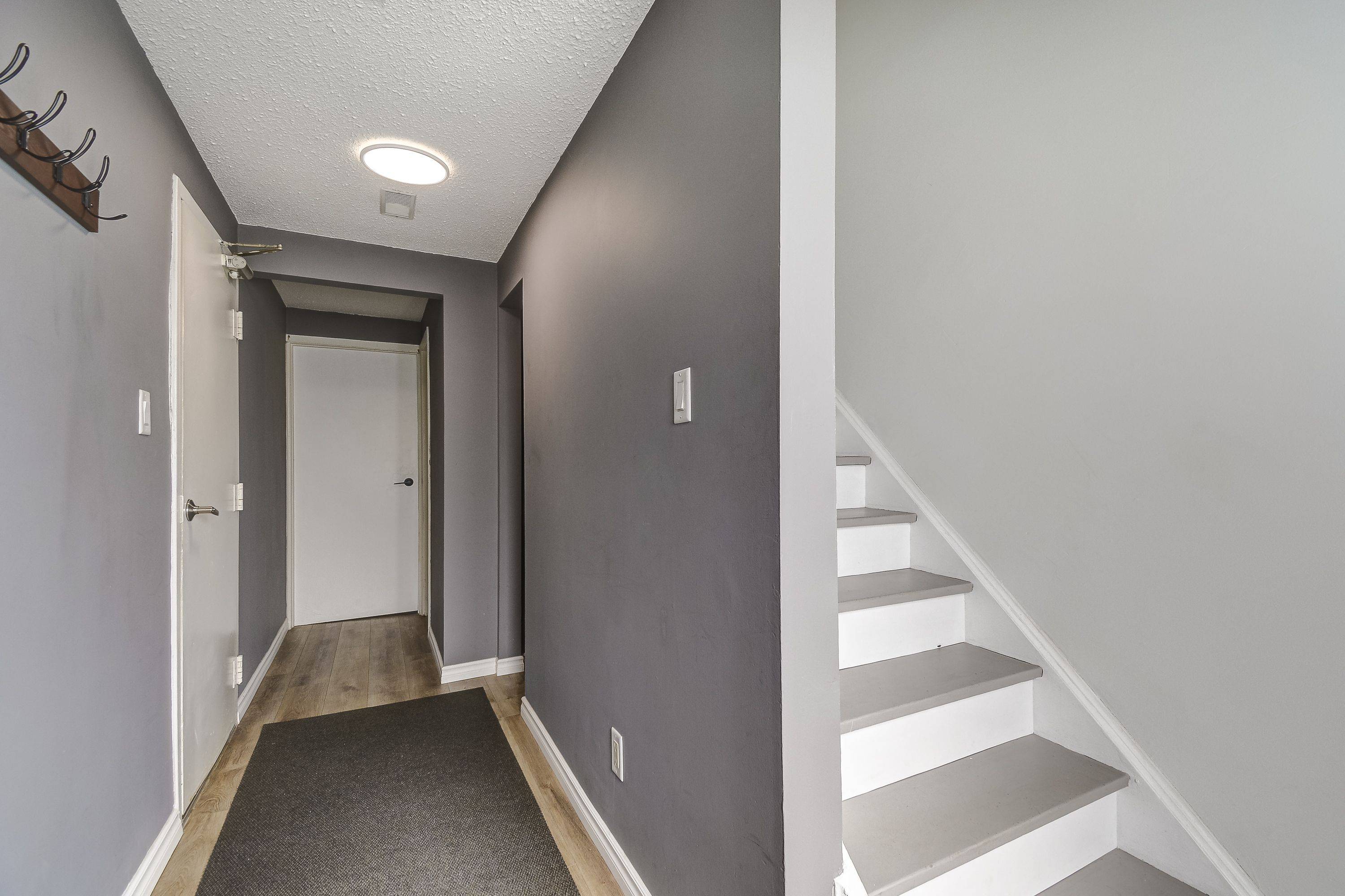 135 (18) Chalmers ST S, Cambridge, ON N1R 6M2