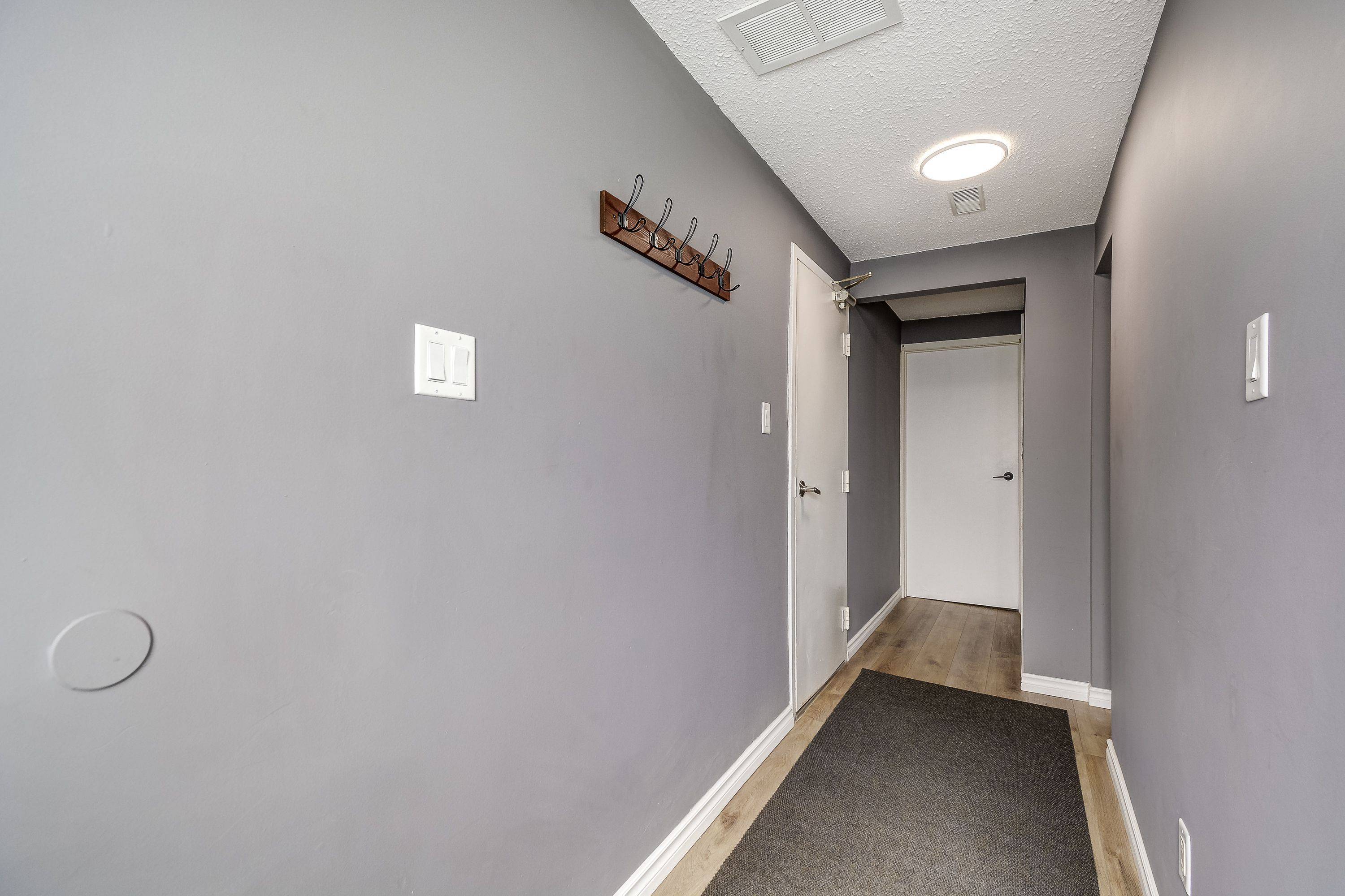 135 (18) Chalmers ST S, Cambridge, ON N1R 6M2