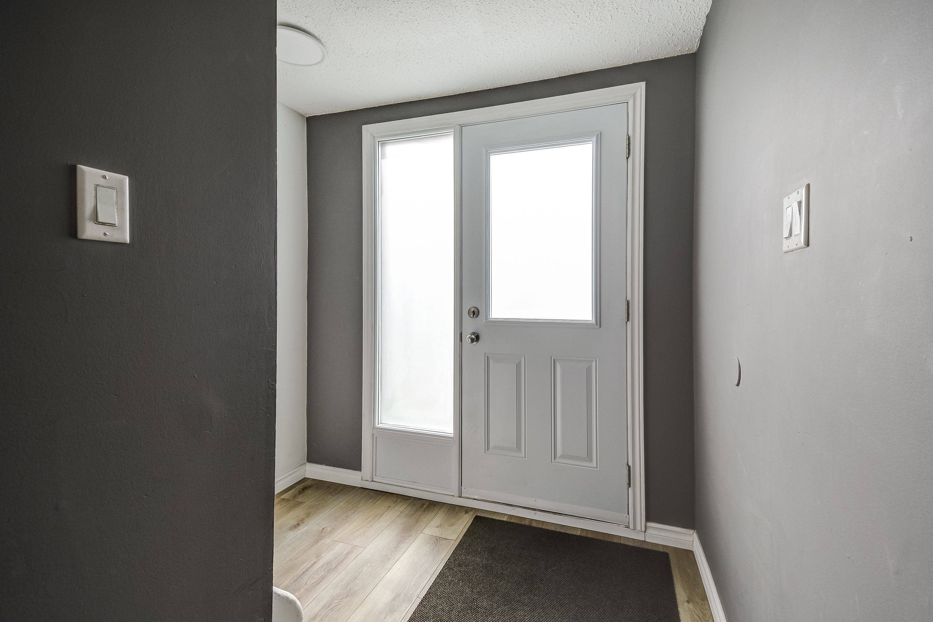 135 (18) Chalmers ST S, Cambridge, ON N1R 6M2