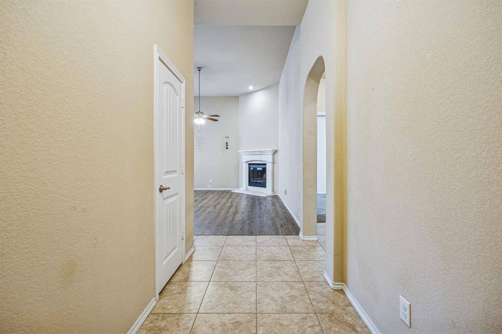 11404 Dorado Vista Trail, Fort Worth, TX 76052