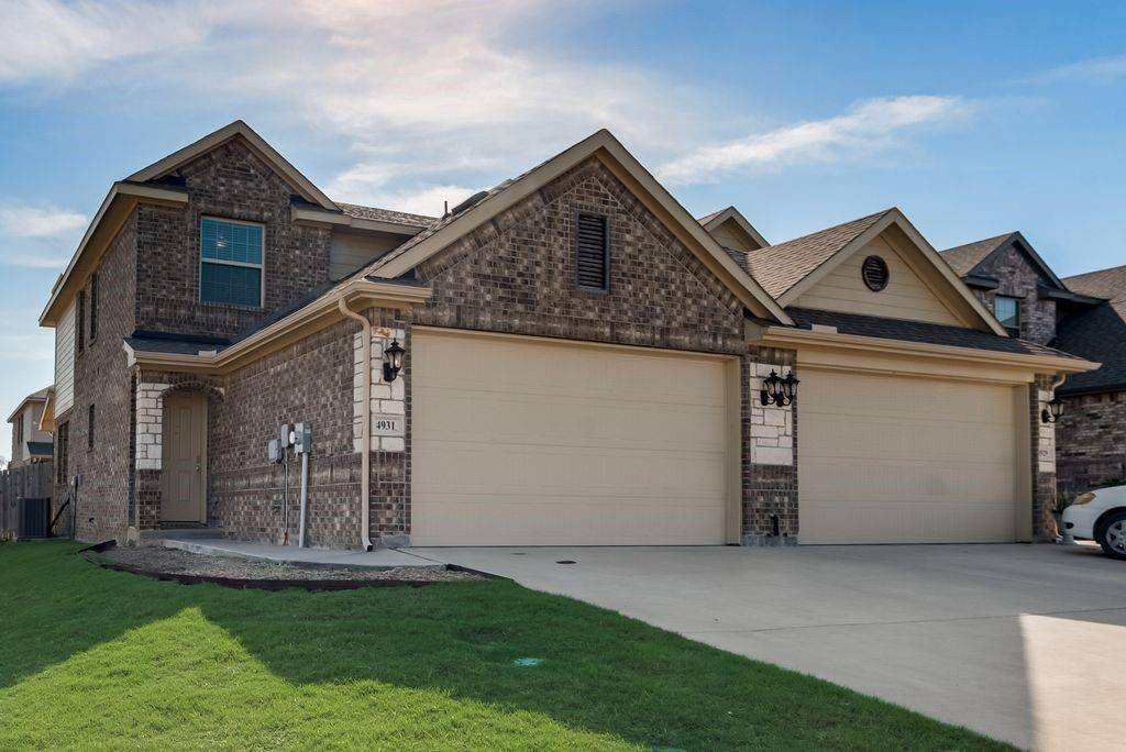 4929-4931 Sanger Circle Drive, Sanger, TX 76266