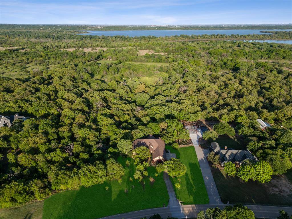 1402 Lakeview Boulevard, Denton, TX 76208