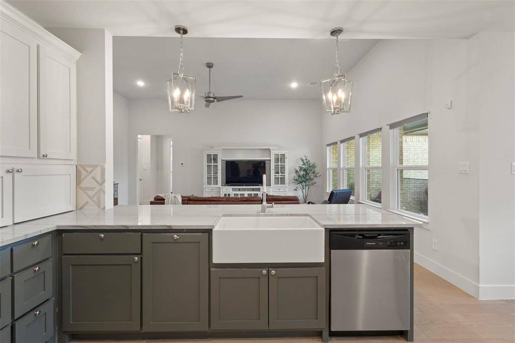 3905 Henley Lane, Garland, TX 75043
