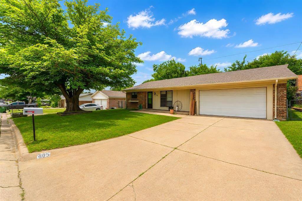 805 Long Drive, Mineral Wells, TX 76067