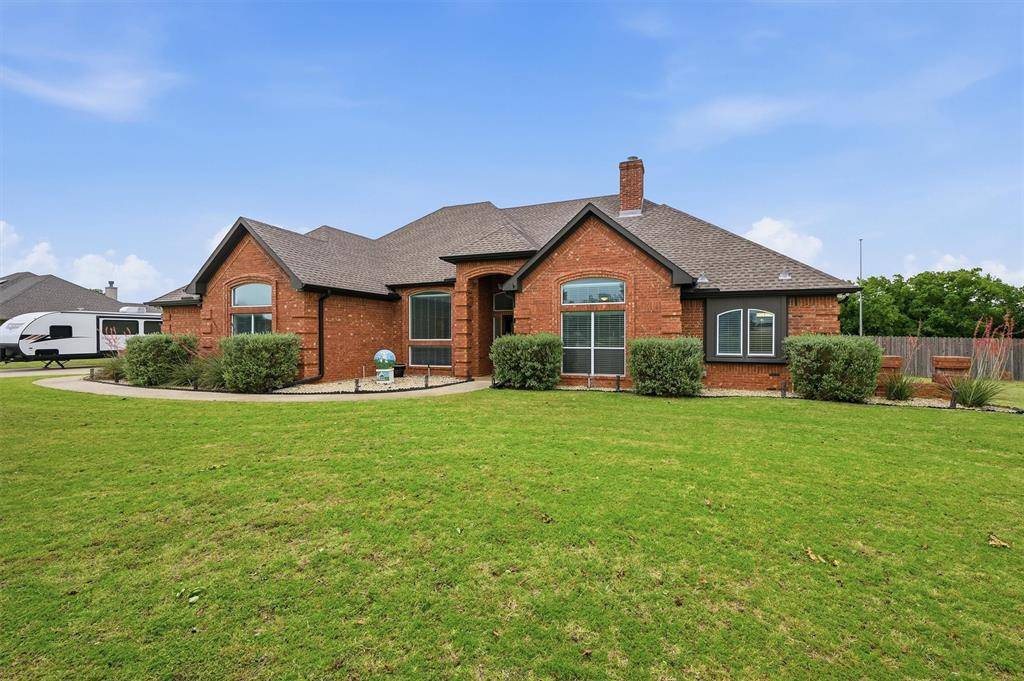 3111 Briarcliff Circle, Gainesville, TX 76240