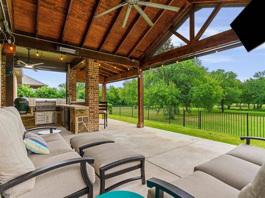 15705 Mirasol Drive, Fort Worth, TX 76177