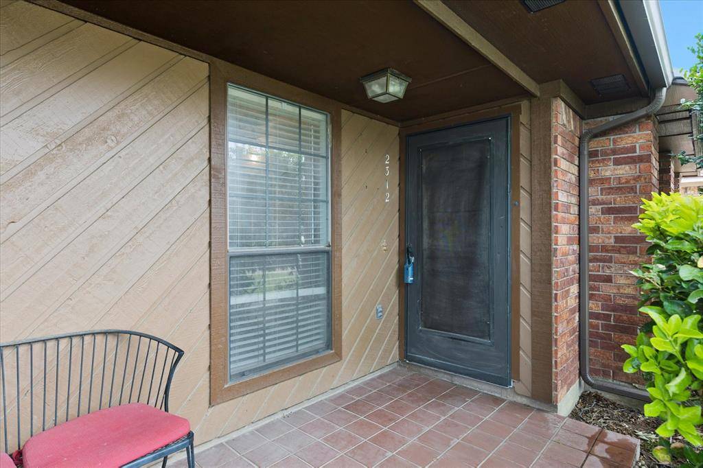 2312 Dalewood Lane, Bedford, TX 76022