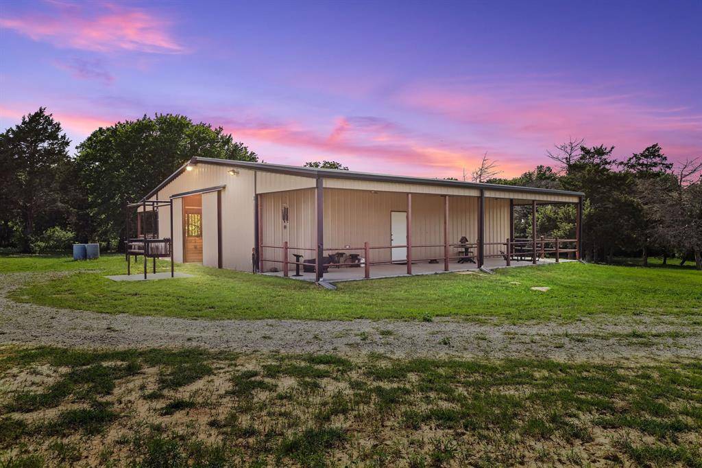 2403 County Road 2224, Decatur, TX 76234