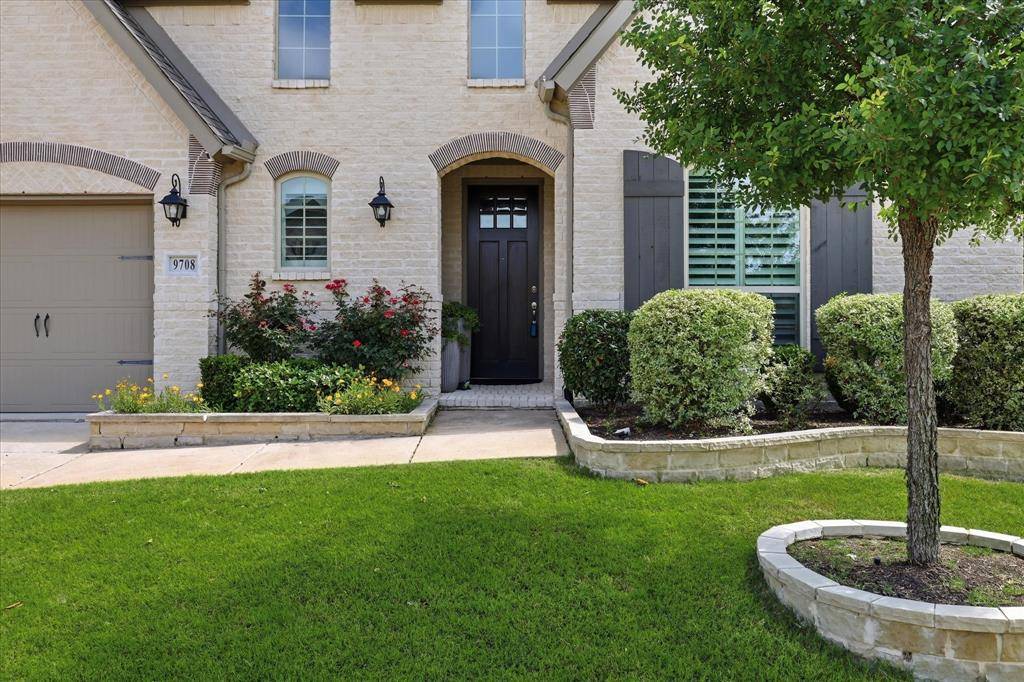 9708 Surveyor Road, Oak Point, TX 75068
