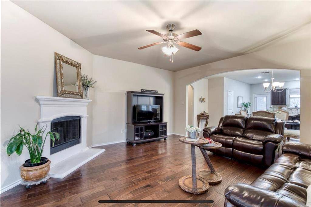 421 Hideaway Road, Mckinney, TX 75072