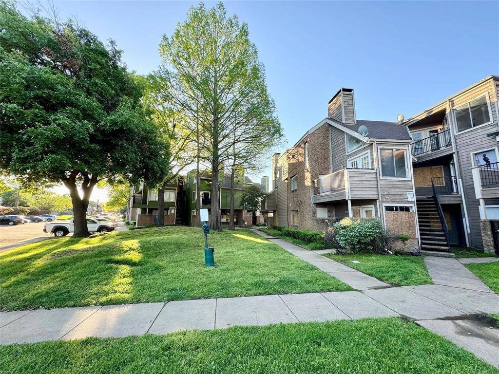 9801 Walnut Street #108, Dallas, TX 75243
