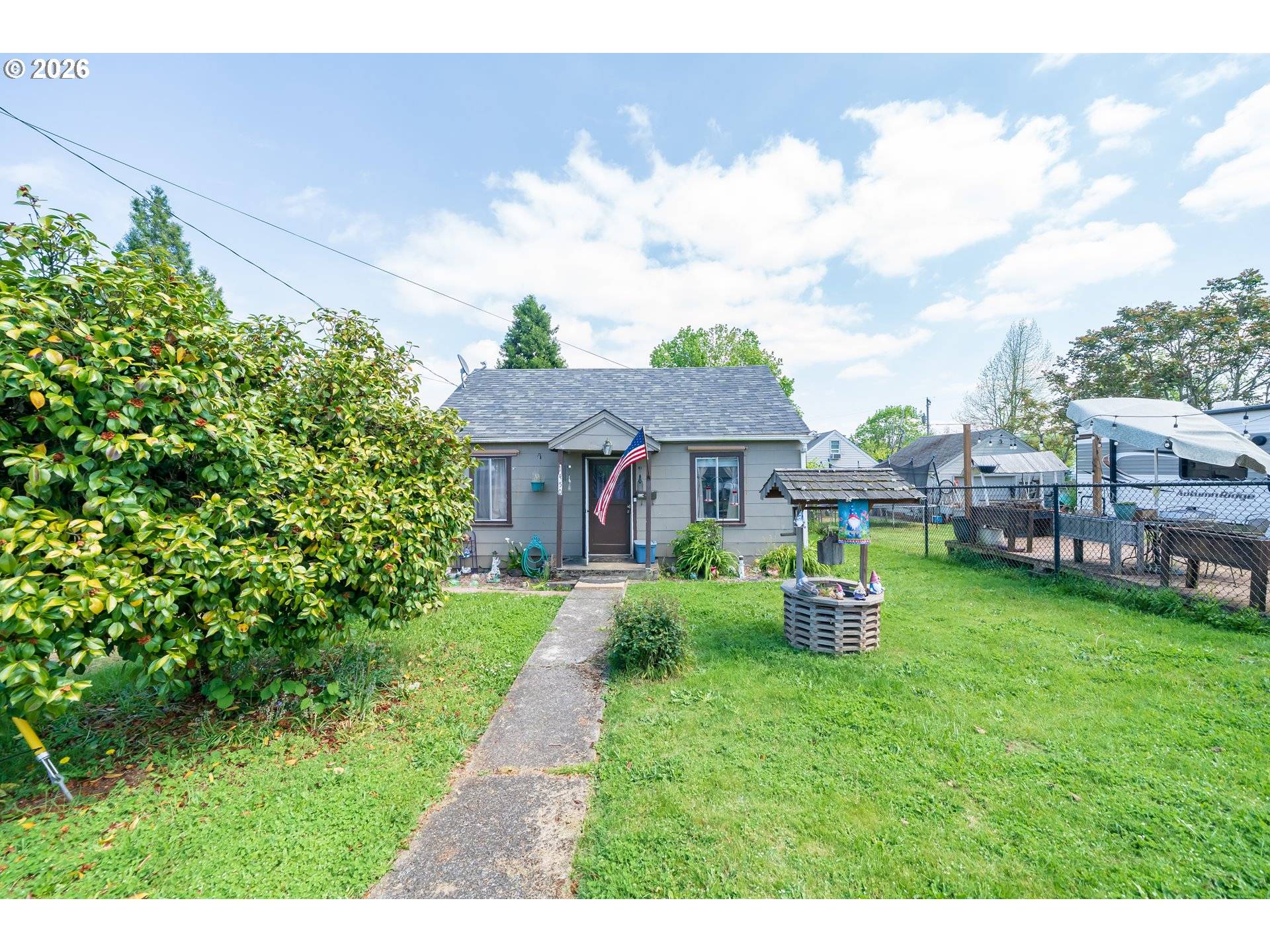 1450 SW Ninth ST, Dallas, OR 97338