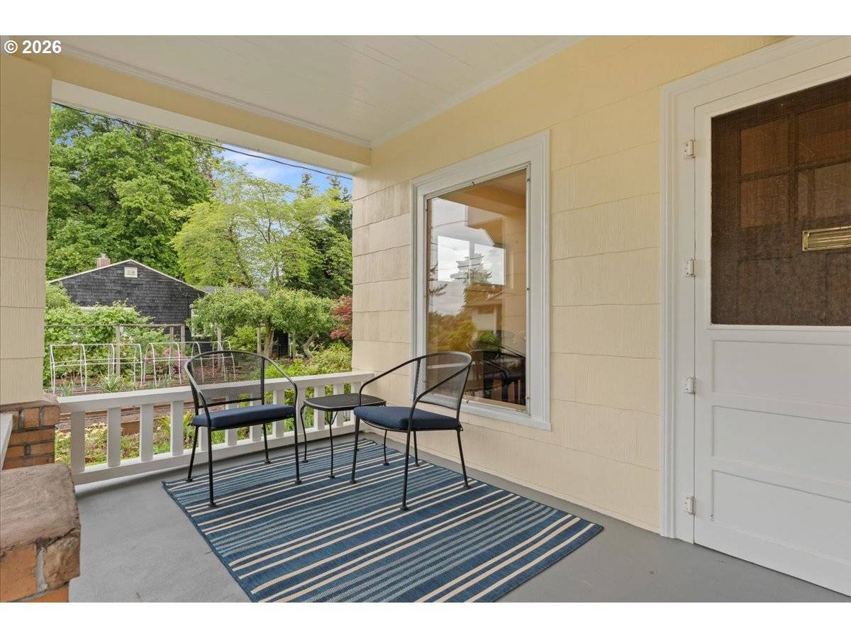 304 NE 62ND AVE, Portland, OR 97213