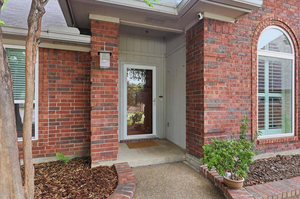 1032 Steeplewood Drive, Grapevine, TX 76051