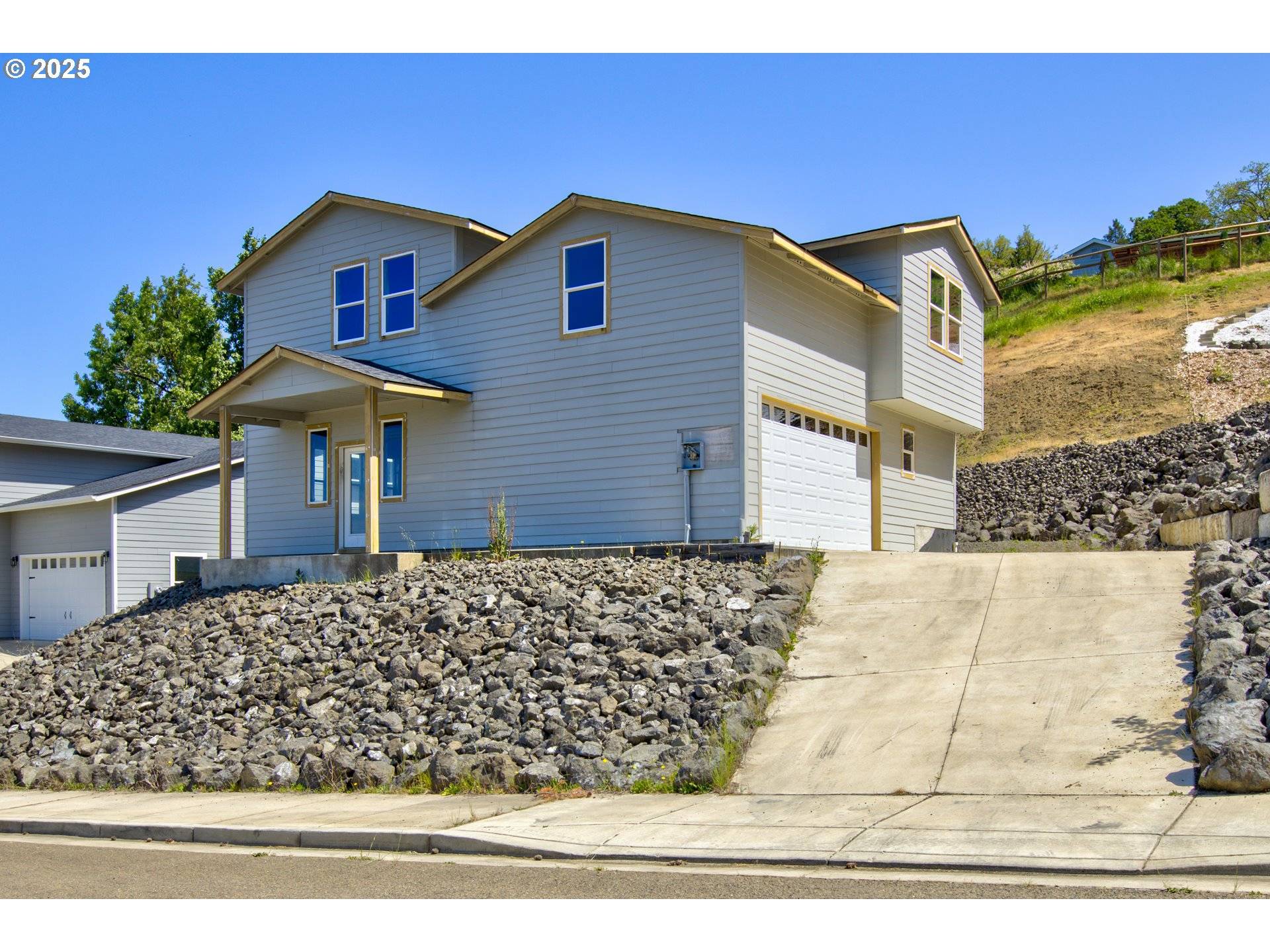 1030 FOREST HEIGHTS ST, Sutherlin, OR 97479