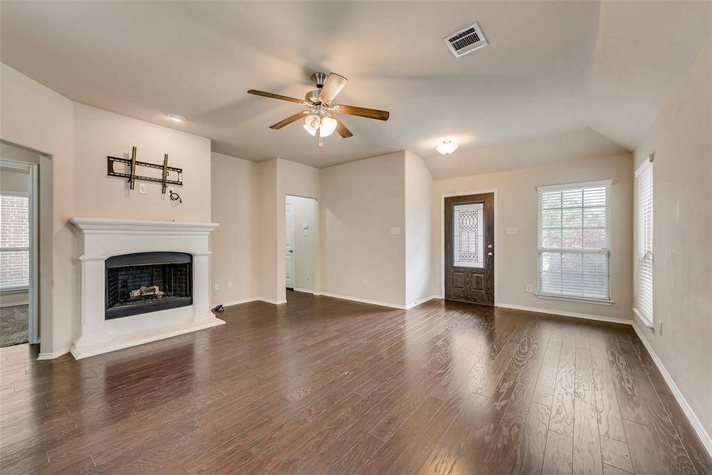 9904 BEAVER DAM Lane, Mckinney, TX 75071