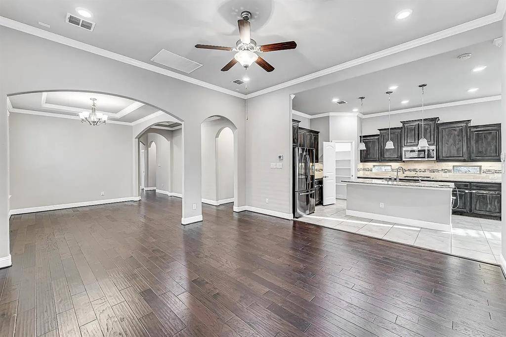 7023 Mammoth Drive, Irving, TX 75063