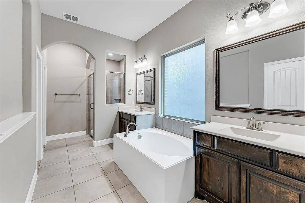 7023 Mammoth Drive, Irving, TX 75063