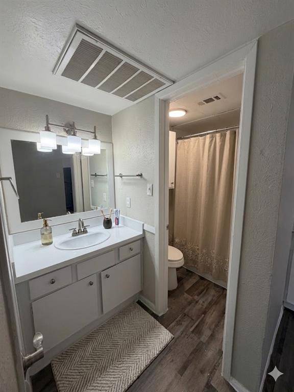11457 Dennis Road, Dallas, TX 75229
