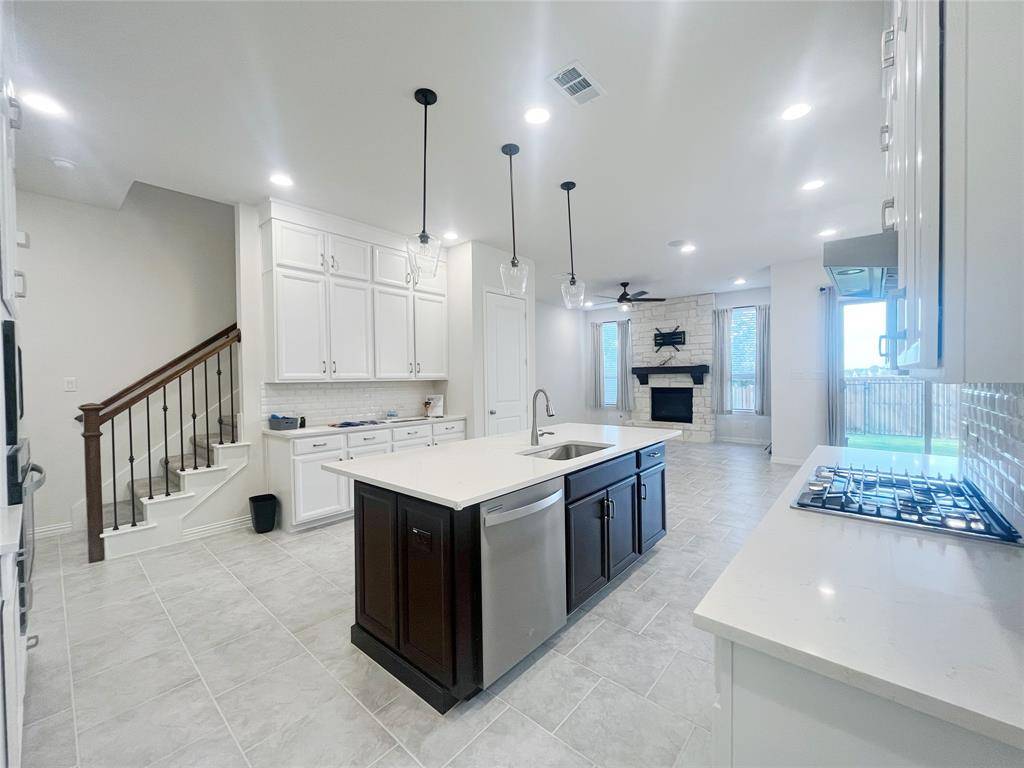 17745 Sage Lane, Dallas, TX 75252