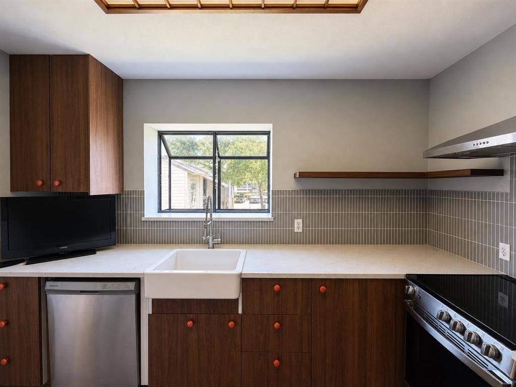 5335 Bent Tree Forest Drive #264, Dallas, TX 75248