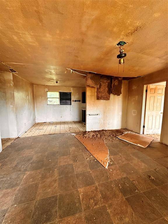 105 Caddo, Naples, TX 75568