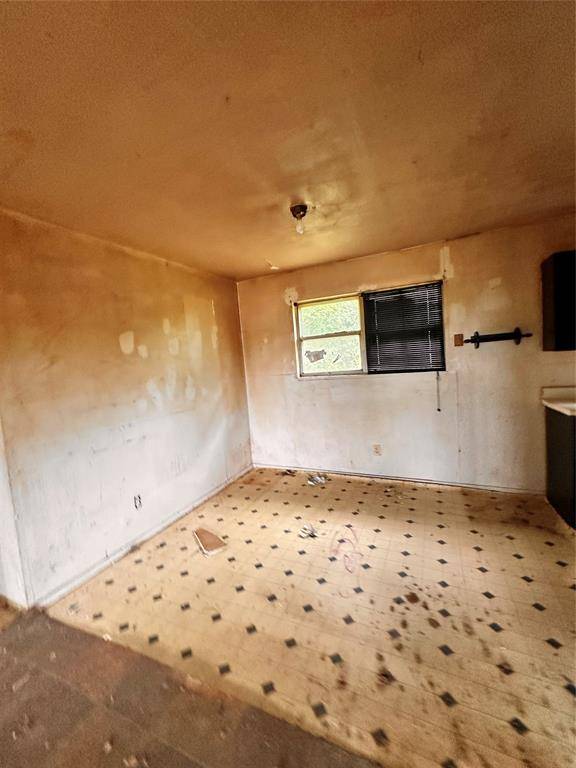 105 Caddo, Naples, TX 75568