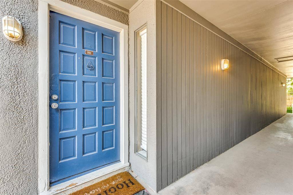 6005 Danbury Lane #202, Dallas, TX 75206