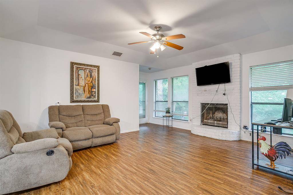 7809 Laver Court #7811, Fort Worth, TX 76112