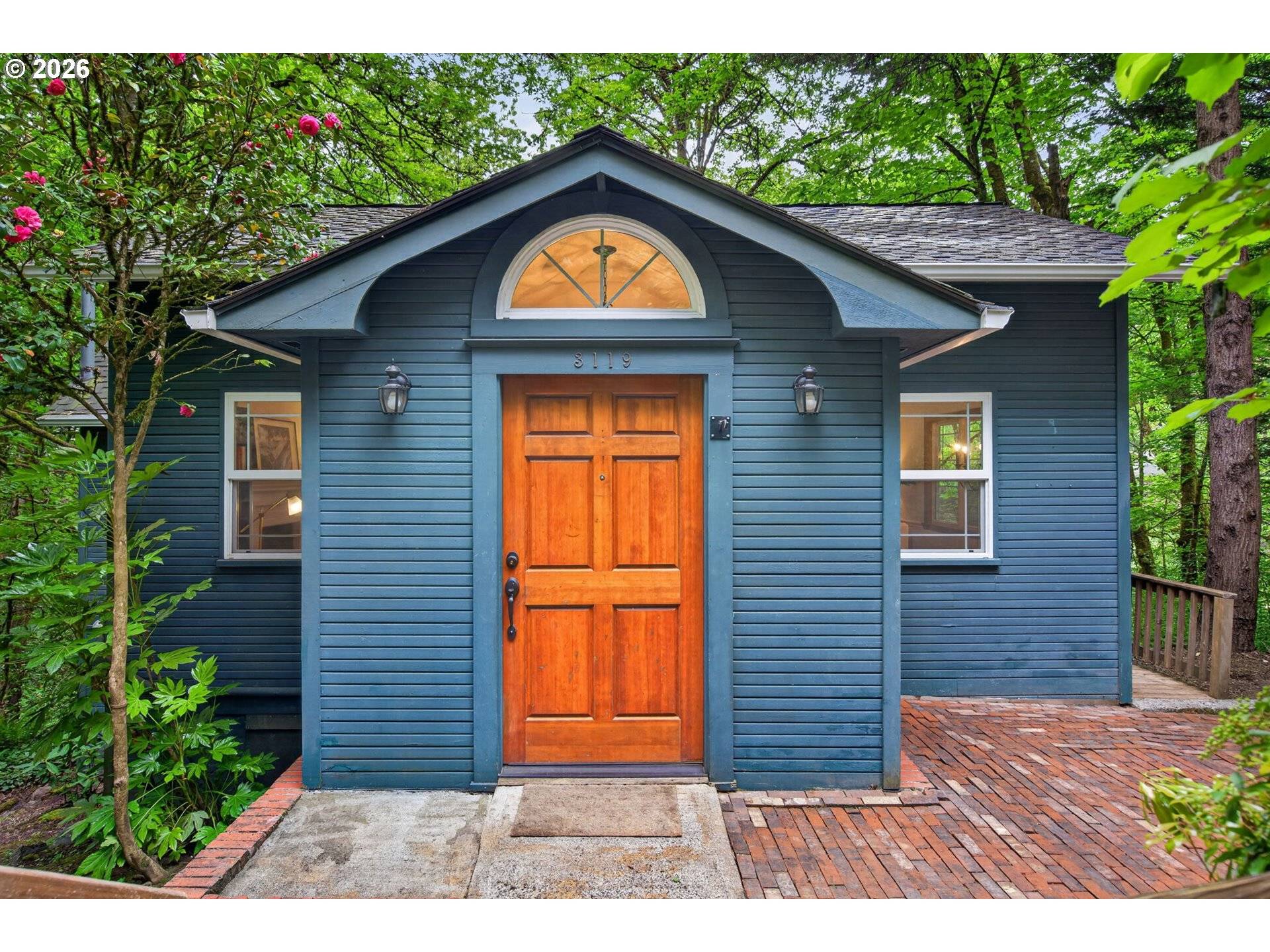 3119 SW DOSCH RD, Portland, OR 97239