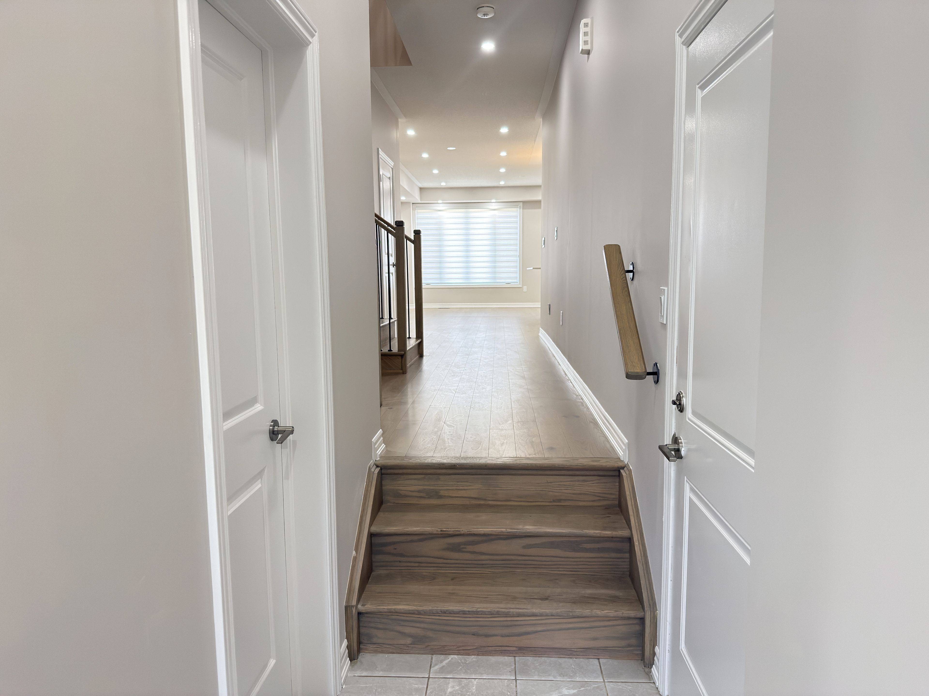 373 Twinflower PL, Milton, ON L9E 1T2