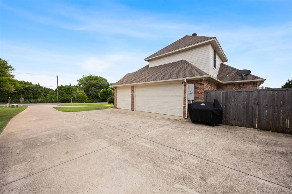 4111 Joe Wilson Road, Midlothian, TX 76065