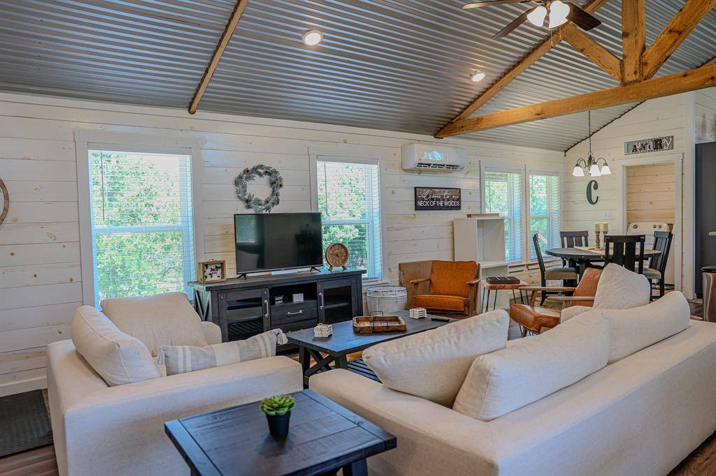 180 Wooded Crest, Palo Pinto, TX 76484