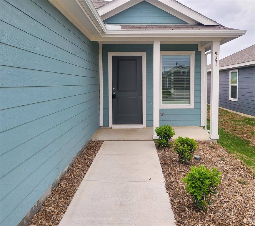 921 Mountain Laurel Road, Princeton, TX 75407